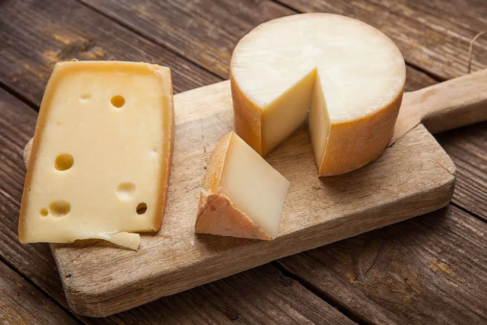 Lactose Free Cheese - what foods can you eat with lactose intolerance